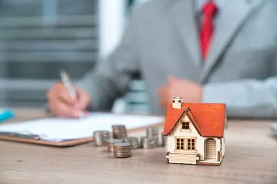 michigan notary for lease agreements, affidavits, and title transfers